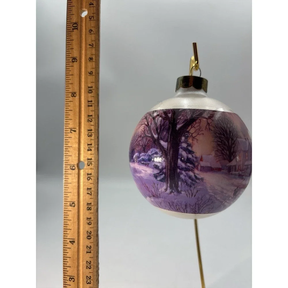 Vintage 1998 Hallmark‎ Keepsake Ball Ornament Memories Of Christmas NIB